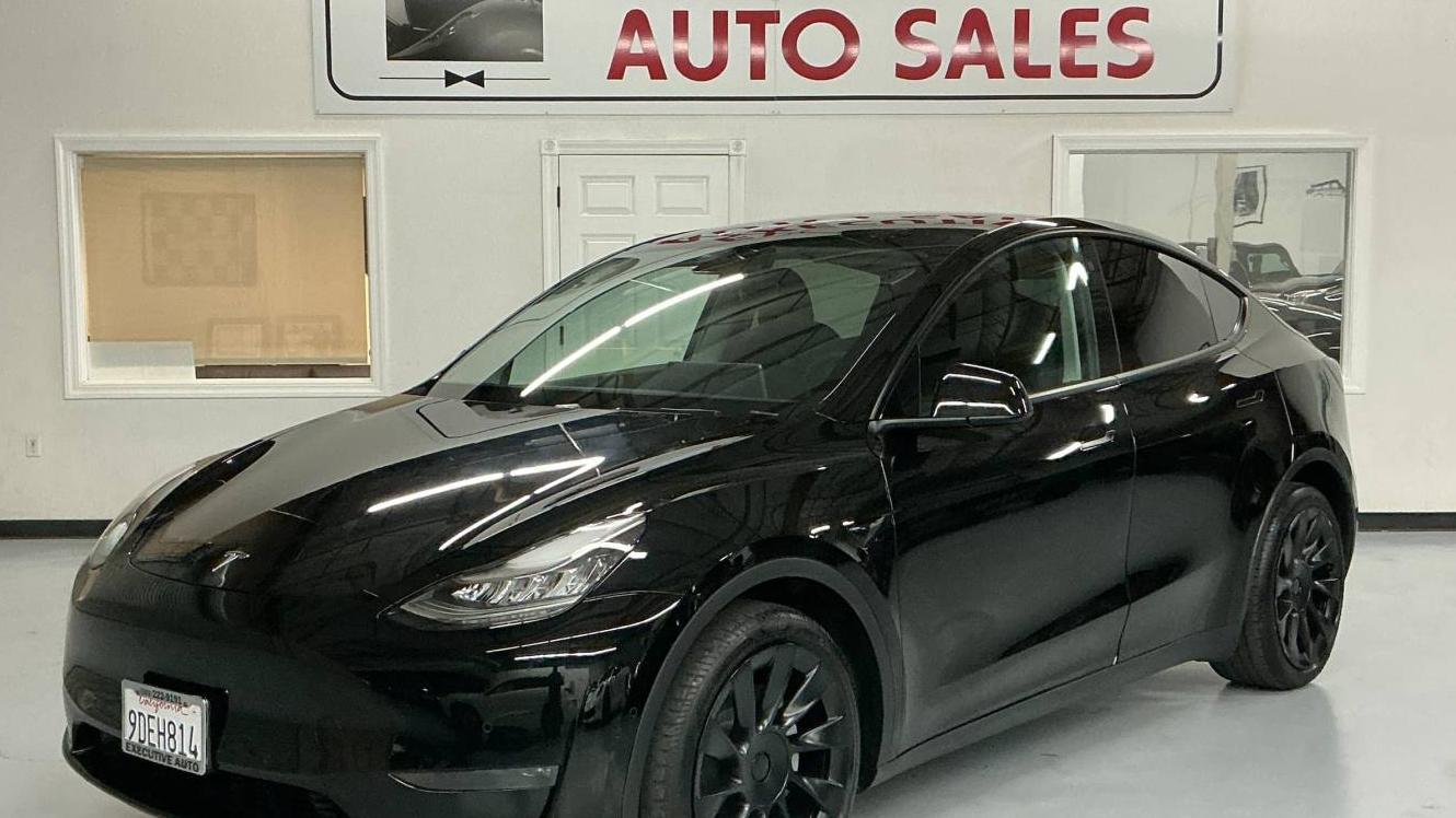 TESLA MODEL Y 2021 5YJYGDEE0MF065285 image